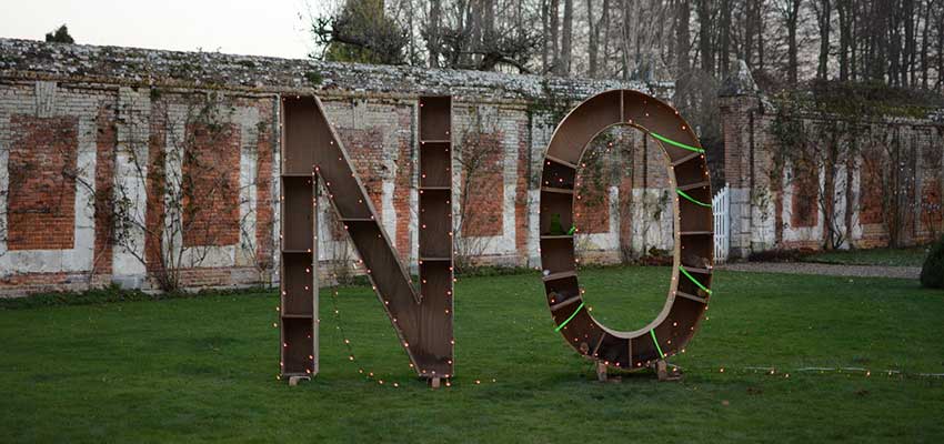 A sign that reads "NO".